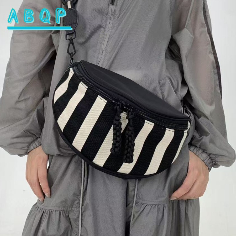 새로운 여성용 크로스 바디 백 럭셔리 브랜드 스트라이프 - Streetwear Brand Bag 리뷰 및 가격
