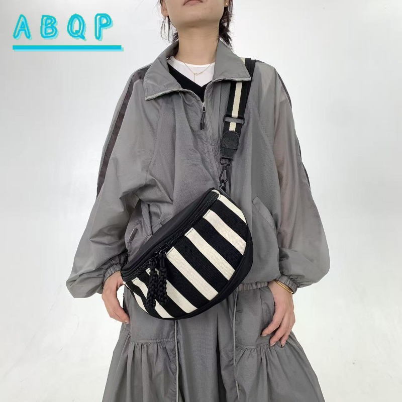 새로운 여성용 크로스 바디 백 럭셔리 브랜드 스트라이프 - Streetwear Brand Bag 리뷰 및 가격